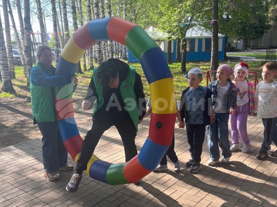 Гигантский обруч для спортивных игр и праздников