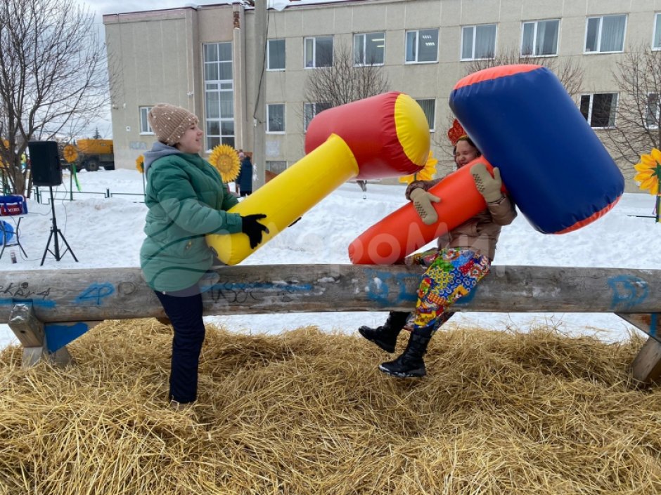 Гигантский молоток для игр на ловкость и скорость