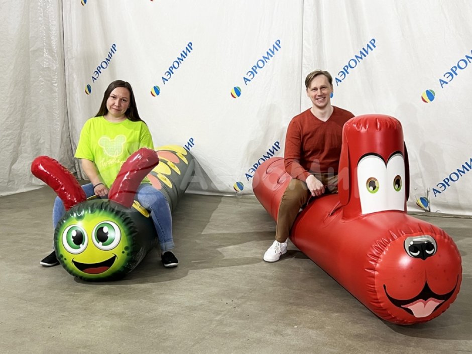 Надувная Торпеда-Гусеница — для веселых стартов, шуточных забегов и эстафет