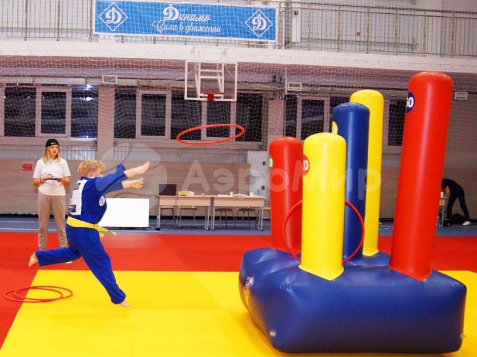 Командный игровой реквизит Надувной кольцеброс Столбики