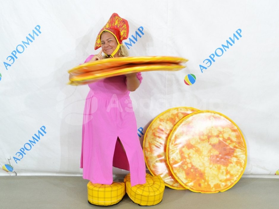 Поймай Блины — народные забавы