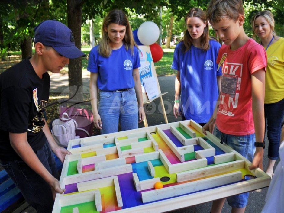 Лабиринт с шариком — командная игра