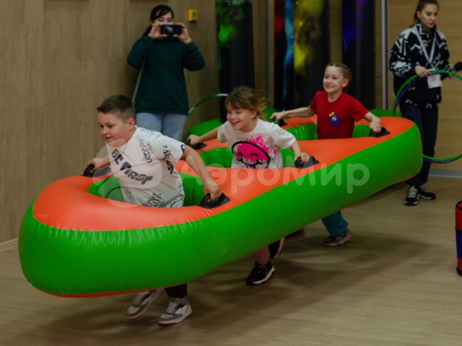 Надувная Лодочка — командная игра для эстафет и развлечений