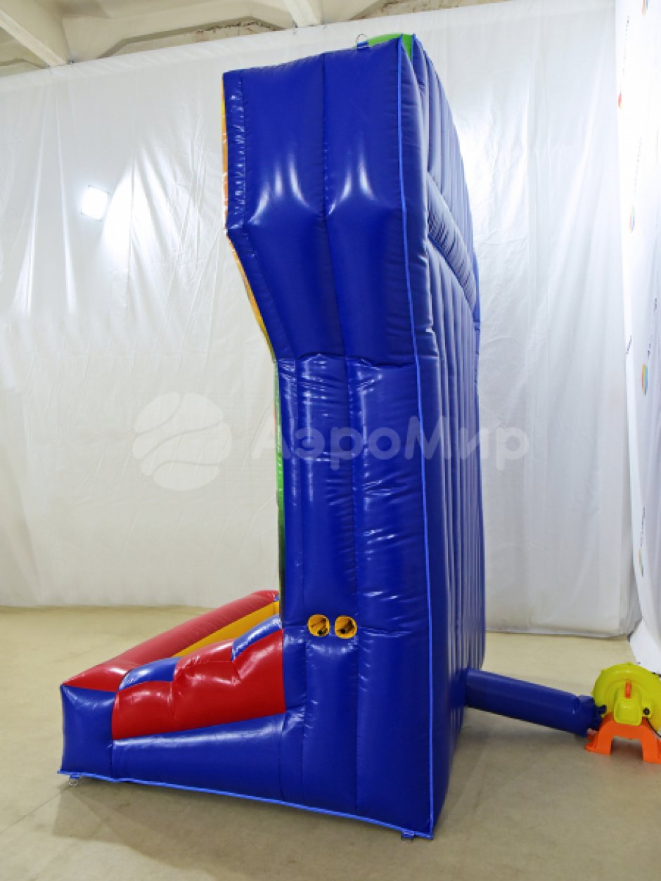 Мега аттракцион «4 в ряд» с мячами