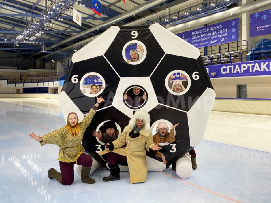 Бей пенальти — игровой футбольный аттракционы на меткость