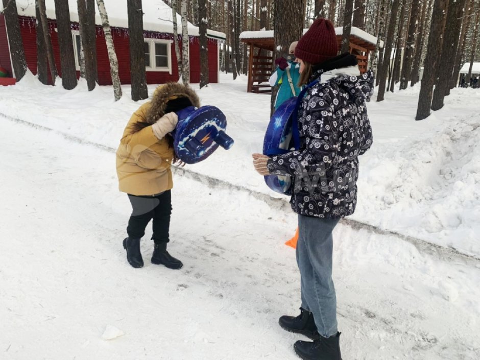 Гигантская розетка — командный аттракцион на двоих участников