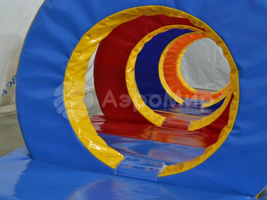 Аттракцион Колечко — элемент спортивной полосы препятствий