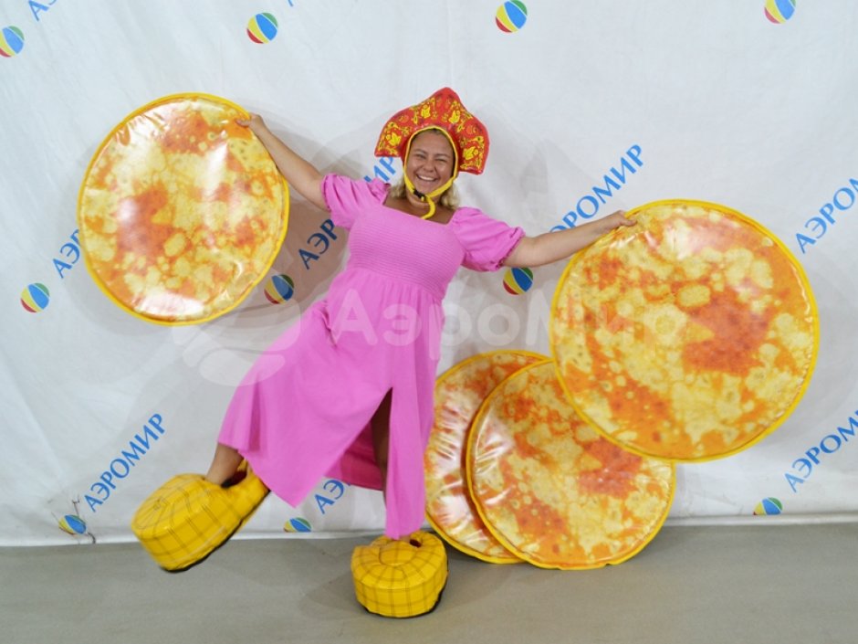 Поймай Блины — народные забавы