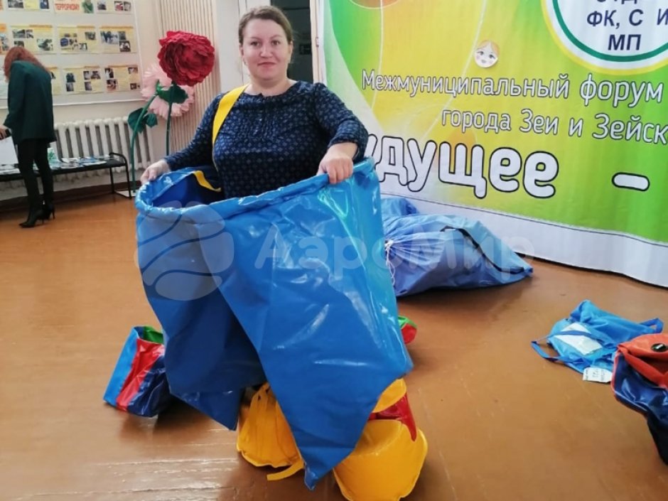 Штаны-ловуны — весёлый командный аттракцион для эстафет, корпоративов и детских праздников