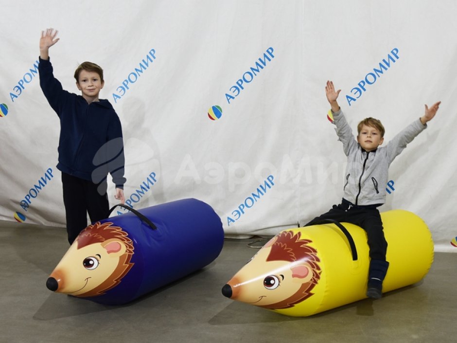 Надувная торпеда Скачки на ёжике — реквизит для эстафет, соревнований и веселых стартов