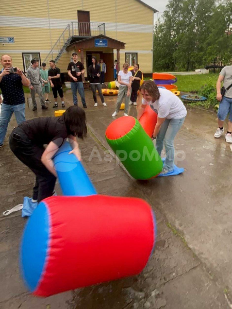 Гигантский молоток для игр на ловкость и скорость