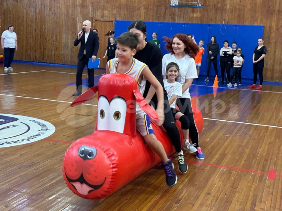 Надувная Торпеда-Собака — скачки, командные забеги, эстафеты
