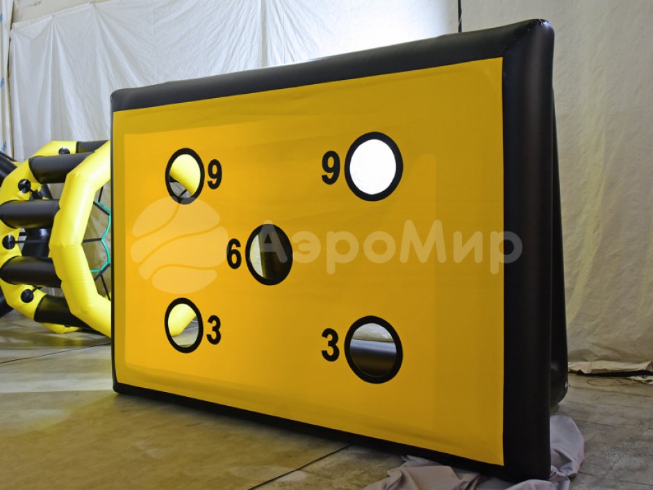 Забей гол – интерактивный аттракцион для игр с мячом