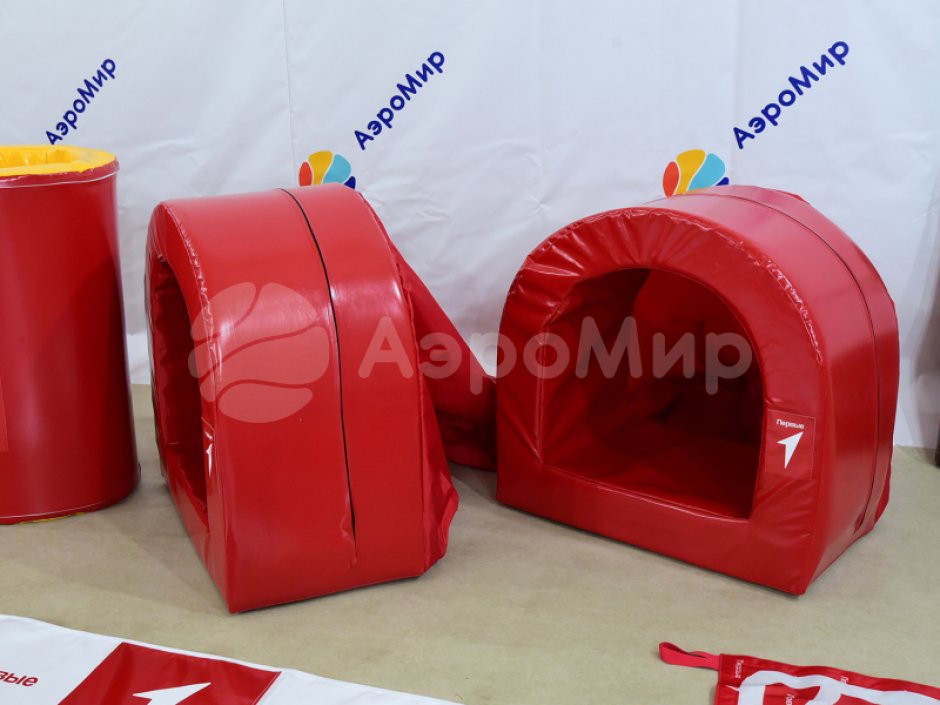 Тоннель-рукав с опорами— игровое оборудование для эстафет