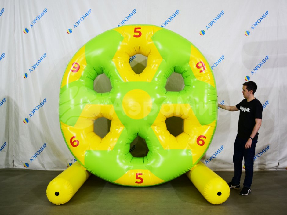 Точный гол — надувной футбольный дартс