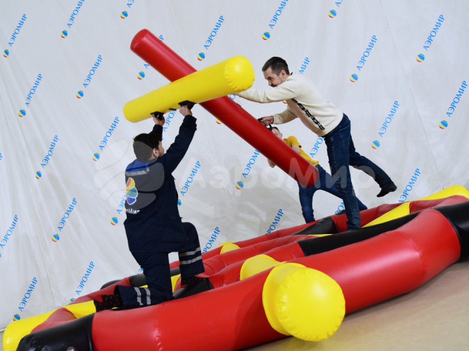 Битва на штурвале — командный аттракцион на силу и ловкость