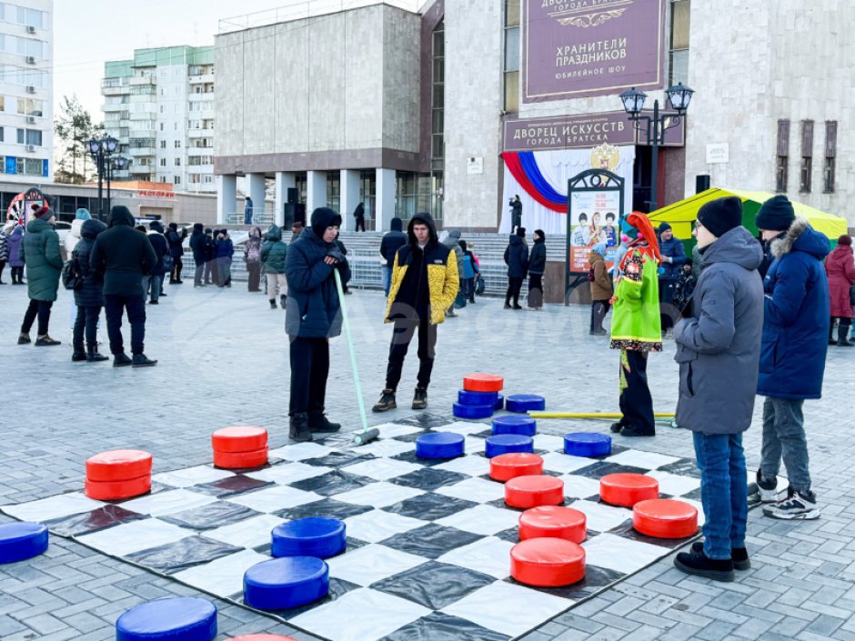 Мягкий игровой набор для игры в шашки