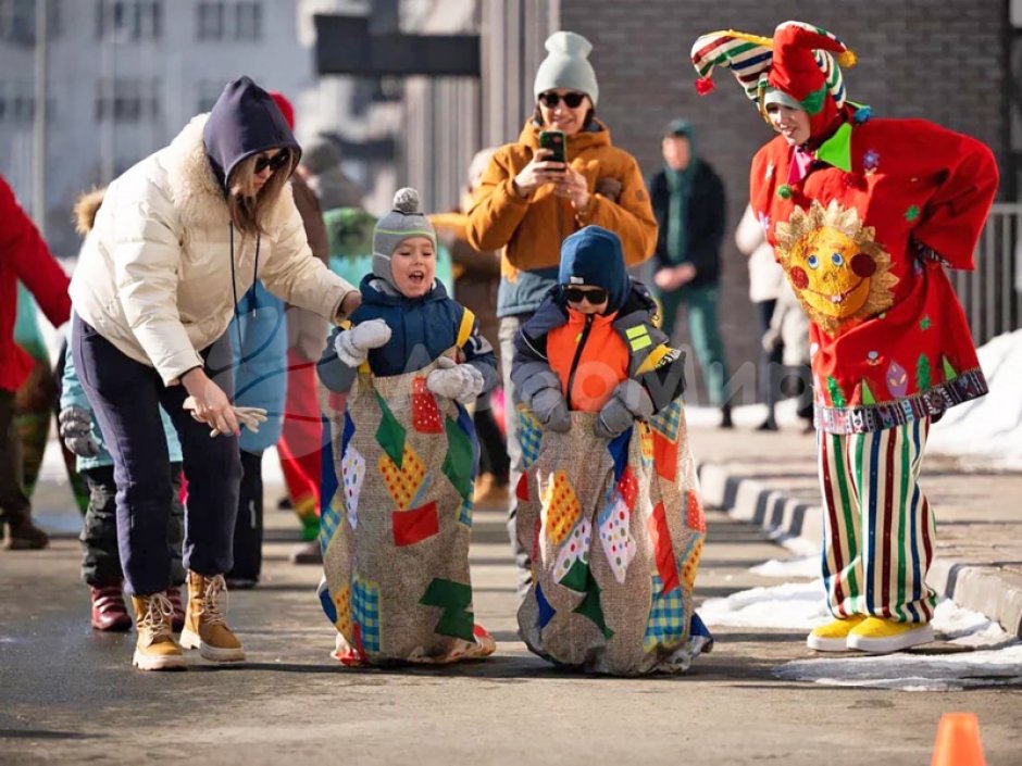 Стилизованные мешки для забегов