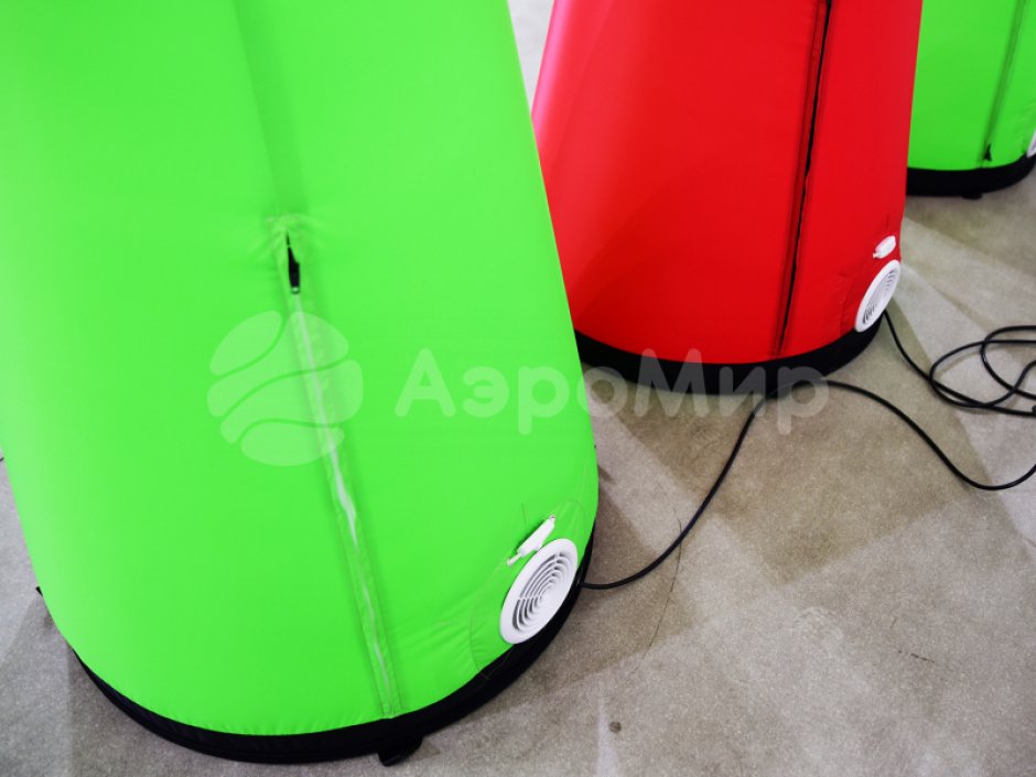 Большой надувной конус — с подсветкой