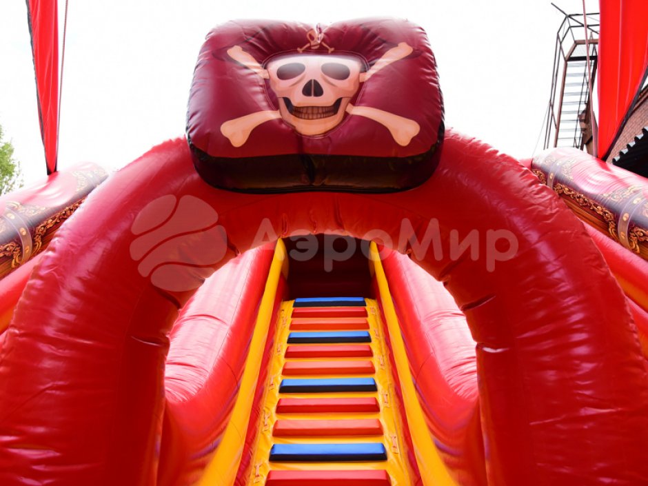 Пиратский корабль