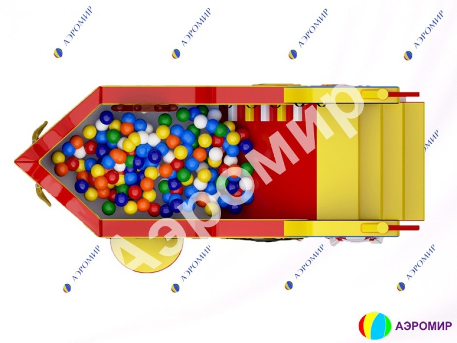 Сухой бассейн «Кораблик» с горкой
