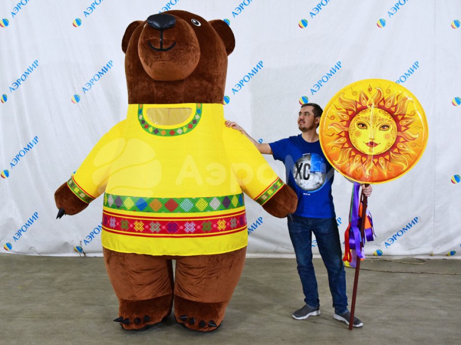 Надувной костюм Медведя в национальных костюмах и рубахах