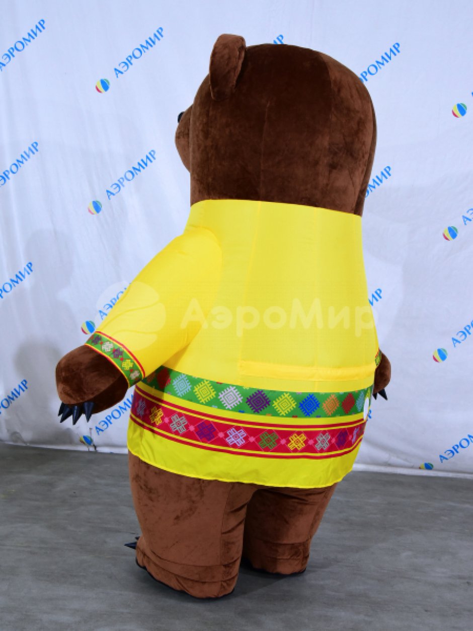 Надувной костюм Медведя в национальных костюмах и рубахах