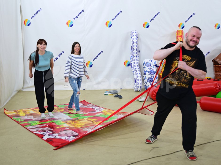 Ковёр-самолёт — динамичная командная игра для детей и взрослых