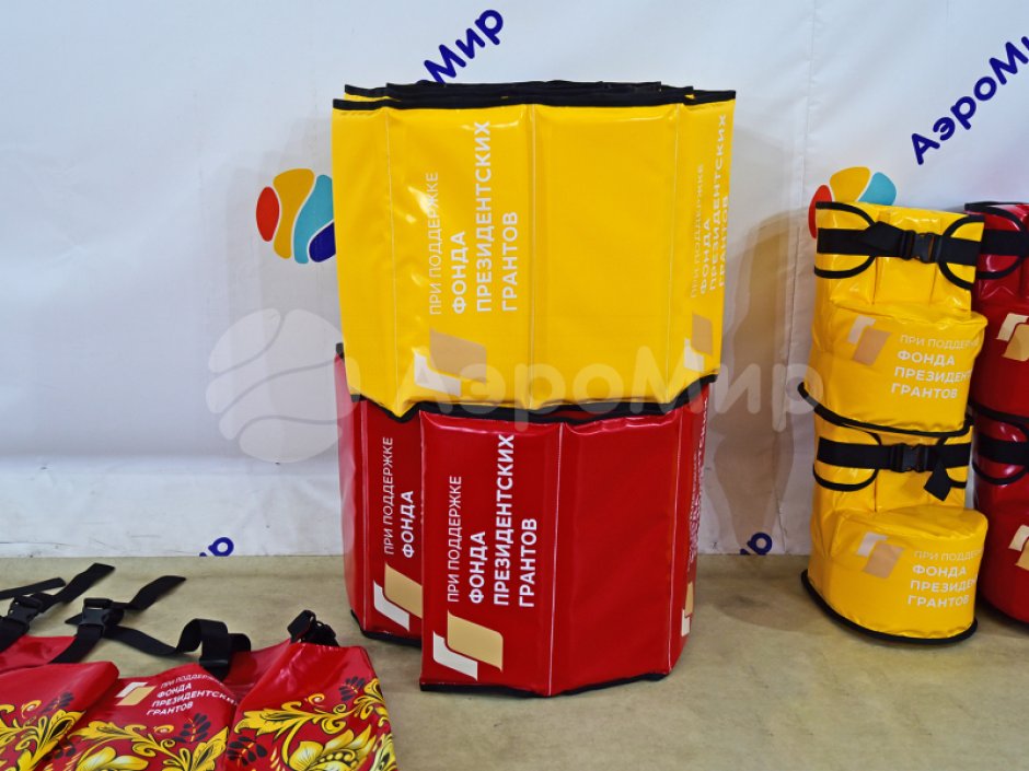 Гусеница премиум красная хохлома