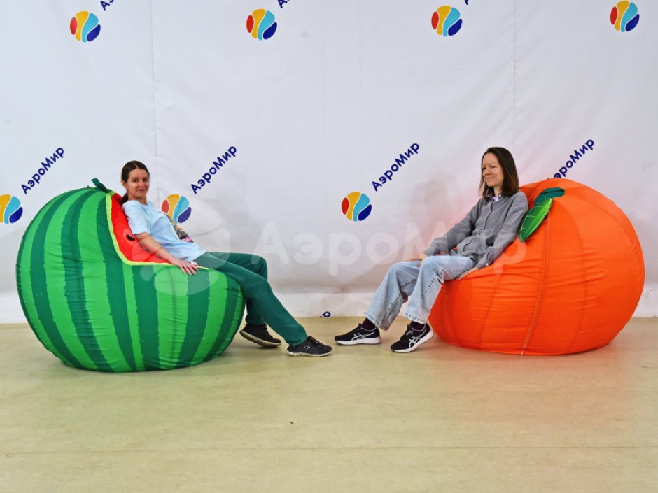 Кресло мешок апельсин, яблоки, фрукты — произвольная форма бескаркасных мешков кресел с вашим логотипом и в фирменным стиле