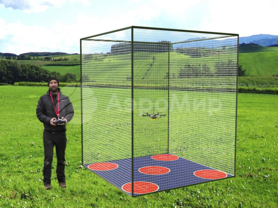 Куб для тренировочных полетов дронов