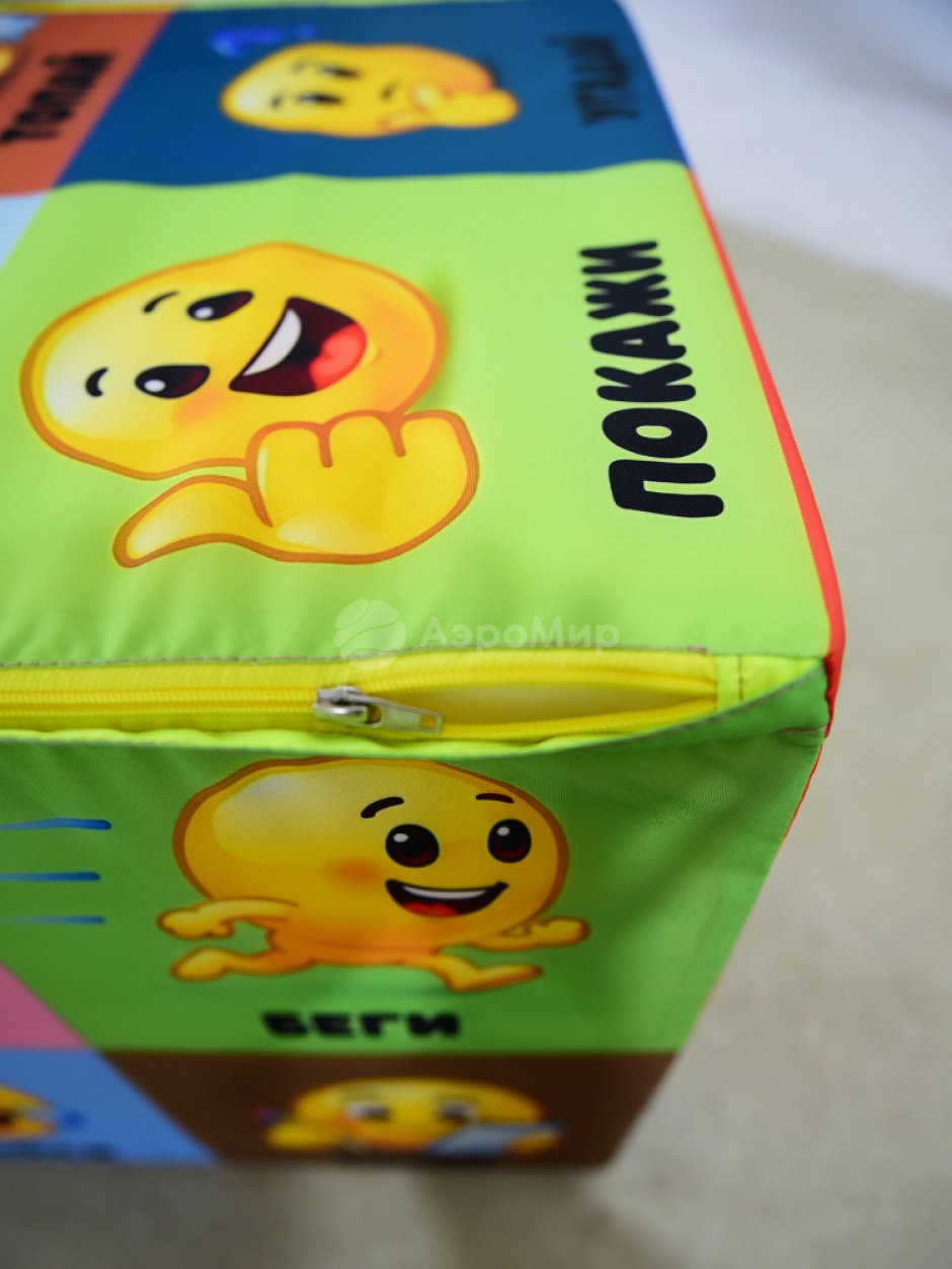 Кости игровые со смайликами
