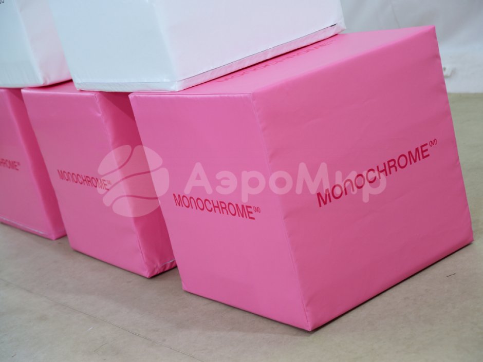 Гигантские кости — большие игральные кубики