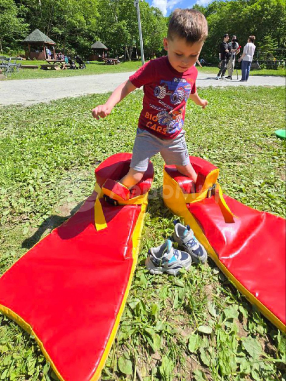 Гигантские ласты — для эстафет, конкурсов и веселых забегов