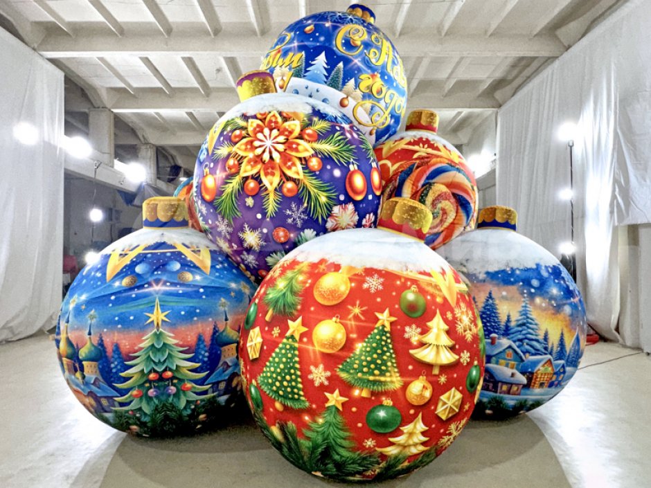 Новогодняя фигура Шары и леденцы