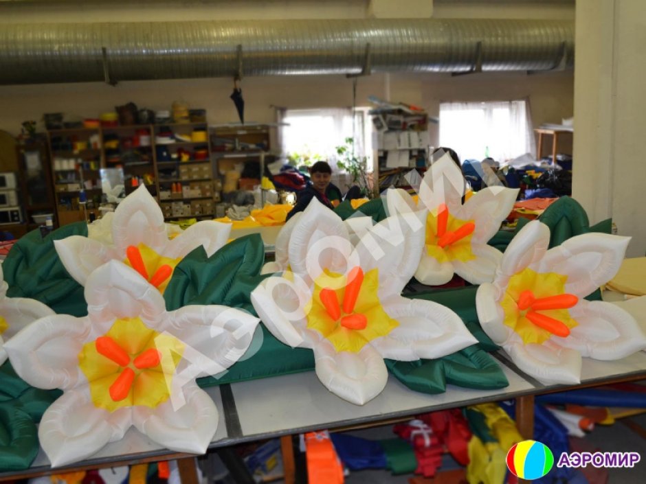 Лилия с раскрытием