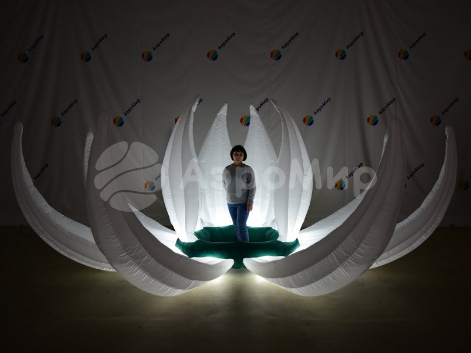 Надувной цветок Лотос с раскрытием закрытием лепестков с подсветкой