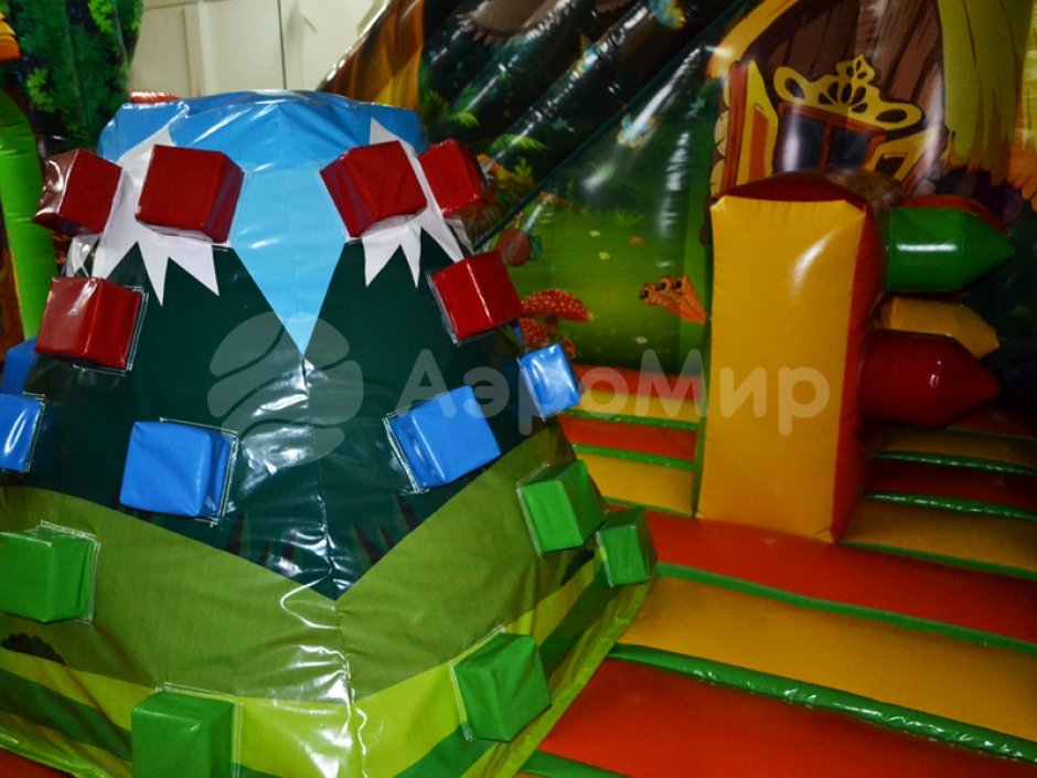 Надувной батутный комплекс Лукоморье — большой коммерческий аттракцион на 85 м²