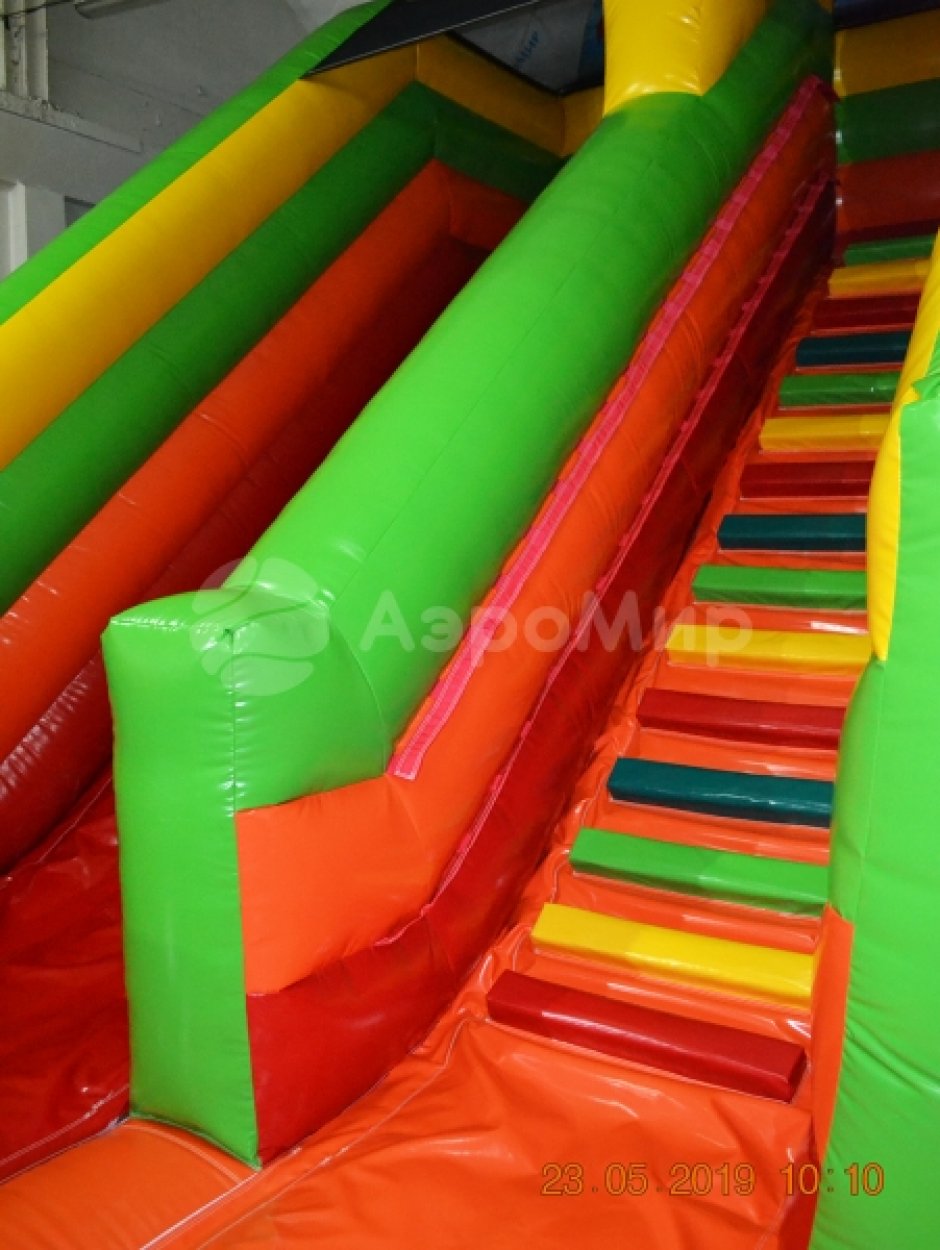 Надувной батутный комплекс Лукоморье — большой коммерческий аттракцион на 85 м²