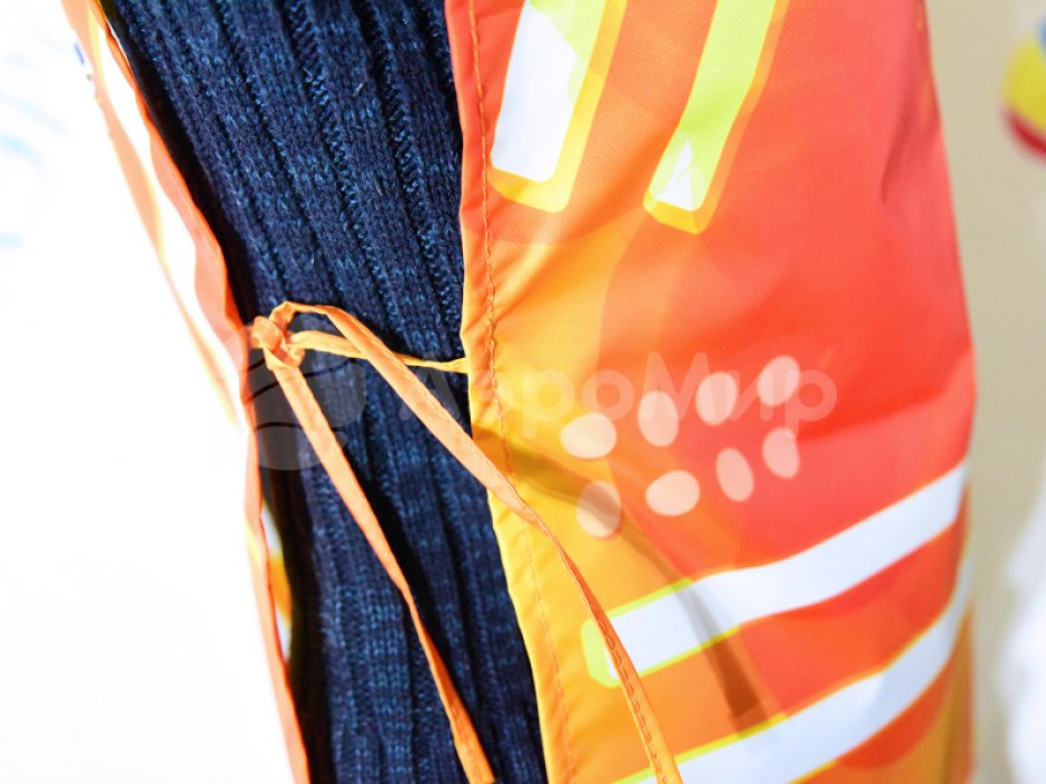 Манишка спортивная — жилетка для игроков, персонала спортивных и развлекательных состязаний и игр