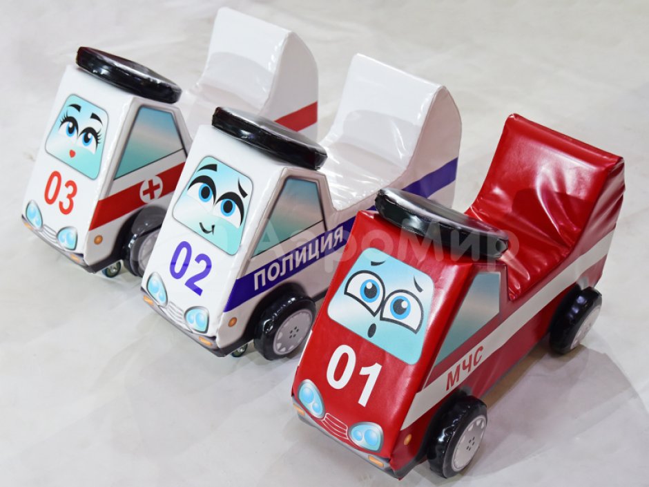 Мягкий модуль «Машинка» на колесиках