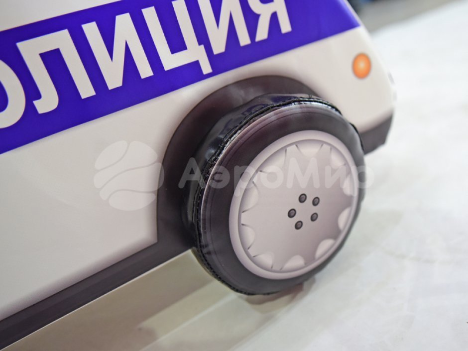 Мягкий модуль «Машинка» на колесиках