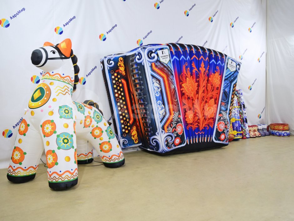 Дымковский надувной конь для Масленицы