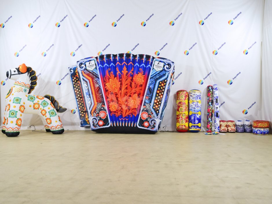 Дымковский надувной конь для Масленицы