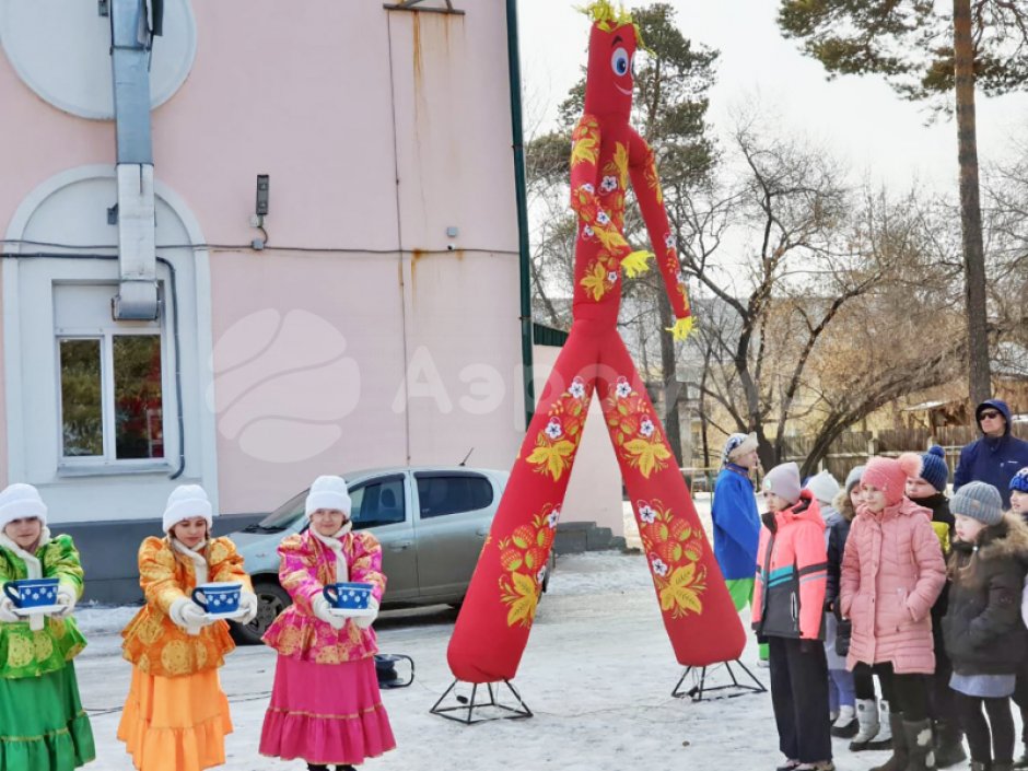 Аэромен Хохлома — яркий орнамент, на одной или двух ногах