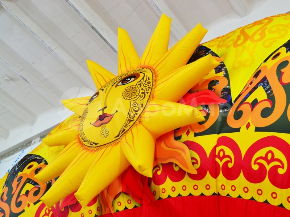 Надувная арка Солнышко — на Масленицу, ярмарку или выставку