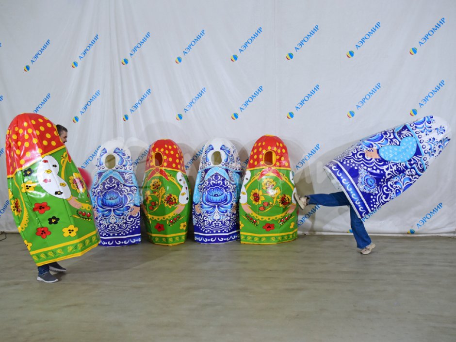 Матрёшкабол  — командная игра с мячом