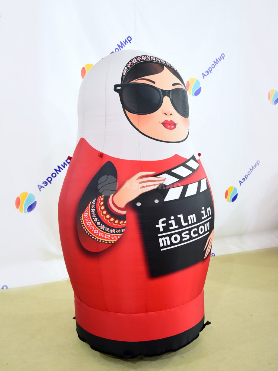 Матрешка надувная для Московского кинофестиваля