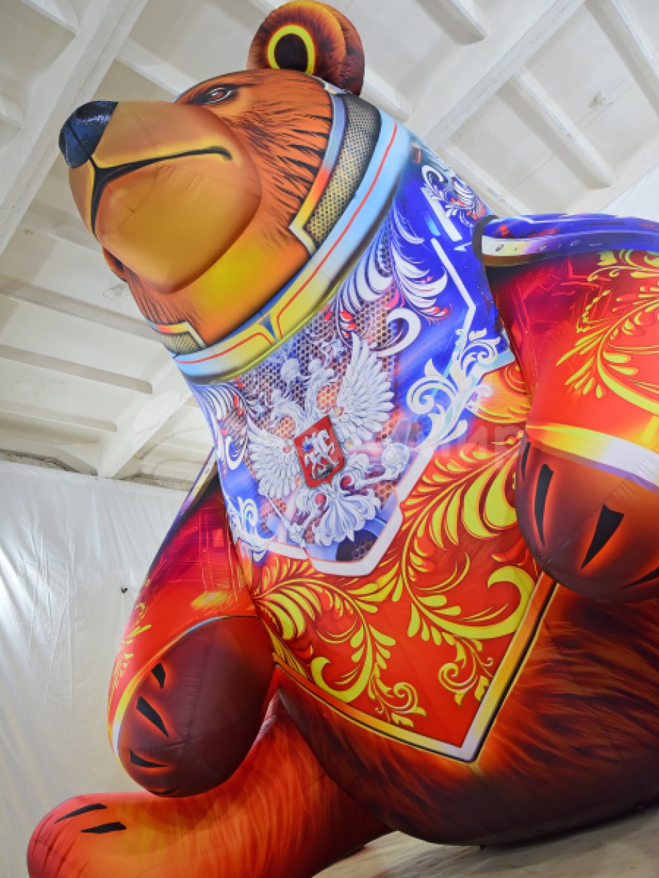 Надувная фигура Медведь