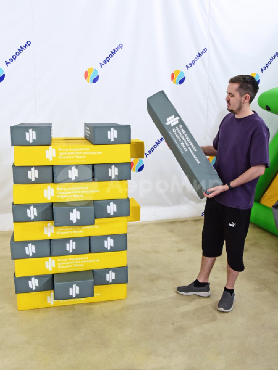 Командный игровой реквизит Мега дженга